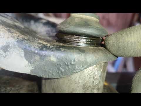 Видео: стук справа, замена шаровой, замена рычага дачия логан 1.4