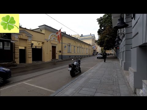 Видео: Москва. Прогулка по Староконюшенному и Пречистенскому переулкам 13.08.2019