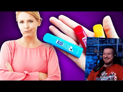 Видео: (НЕ)ДЕТСКИЕ СЕКРЕТЫ ОТ РОДИТЕЛЕЙ | РЕАКЦИЯ НА MARAZM