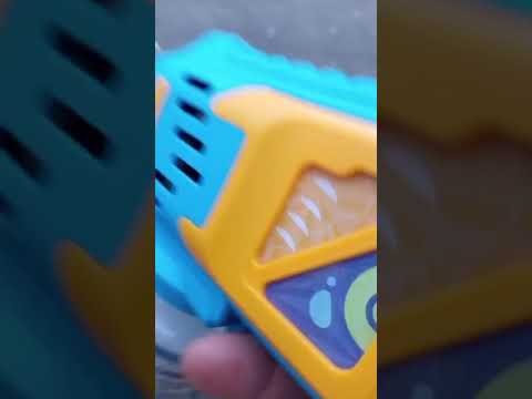 Видео: Максим с пистолетом.