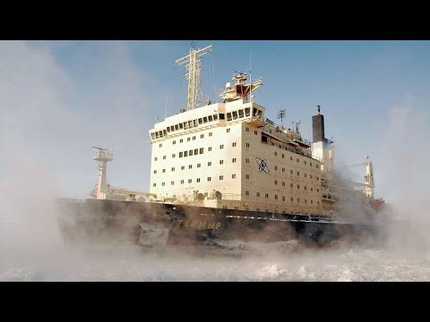 Видео: Атомный ледокол Таймыр, ловля корюшки.