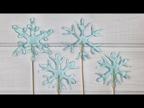Видео: Снежинки из изомальта 🔹️ Снежинки-топперы для торта.