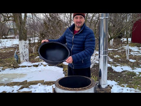 Видео: ОБЖИГ И ПРОКАЛИВАНИЕ ЧУГУННОГО КАЗАНА. БЕЗ СОЛИ.