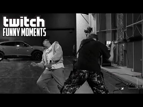 Видео: Топ Моменты с Twitch | Прилетело Бустеру на Турнире Эвелона