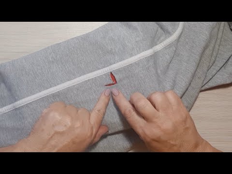 Видео: Как зашить дырку незаметно. Красиво и аккуратно. Потайным швом. Как зашить дырку на джинсах.
