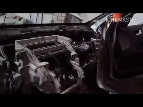 Видео: Форд Мондео 4. Демонтаж торпеды, радиатора отопителя.