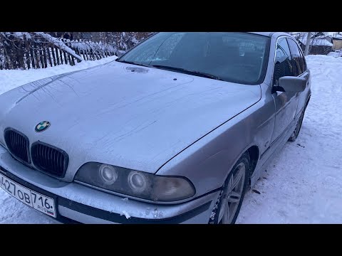 Видео: BMW E39.Печка в мороз дует холодным. Выгоняю воздушную пробку.