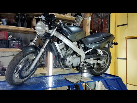 Видео: 🔵 HONDA BROS 650. ЧАСТЬ 1.  ОБСЛУЖИВАНИЕ ПЕРЕД СЕЗОНОМ.