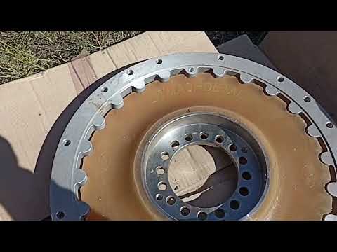 Видео: Замена эластичной муфты на Вектор-410