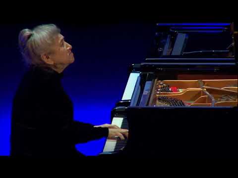 Видео: МЕРИ ЛЕБЕНЗОН  П.Чайковский Подснежник и Баркарола