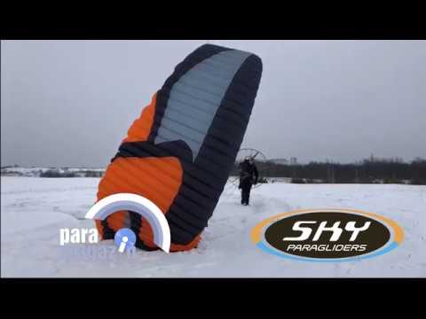 Видео: Посадка на парамоторе под тягой