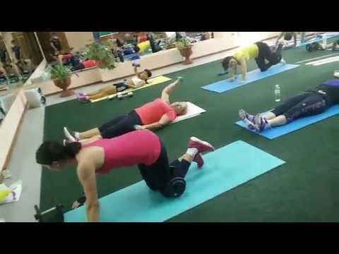 Видео: ВОРОТНИКОВАЯ ЗОНА И ЯГОДИЦЫ-дома