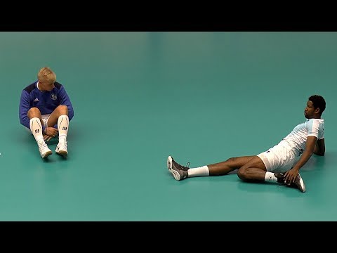 Видео: Волейбол. Разминка. Леон и команда "Зенит-Казань" Казань