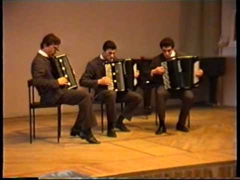 Видео: Романов - Кавказские мотивы. Исп. Трио Полунов