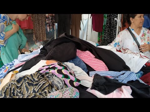 Видео: 82. Французские барахолки. Снова накупила кучу вещей. Обзор и примерка. #секондхенд