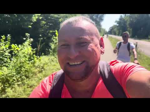 Видео: На велосипедах во Францию по креветки))