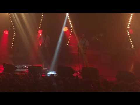 Видео: Валентин Стрыкало - Осень / МОСКВА Известия Hall  / 07.03.2018