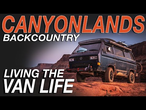 Видео: Кемпинг и кулинария вдали от цивилизации в Каньонлендсе — жизнь в фургоне