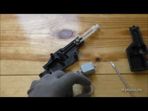 Видео: Ремонт замка багажника Форд Фьюжн | MyAutoLife