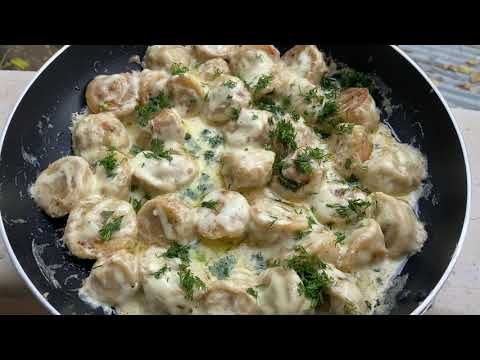 Видео: Вкусные ЖАРЕНЫЕ ПЕЛЬМЕНИ. Пельмени на сливочном масле со сметаной.