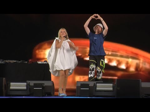 Видео: Вечерняя концертная программа празднования Дня города-2024! #серовтв #серов #деньгорода2024