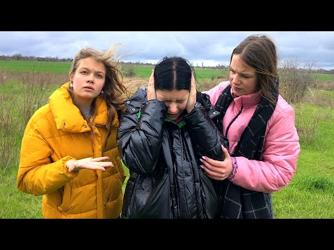 Видео: ТАЙНЫЕ ГОЛОСА У АНИ В ГОЛОВЕ !!!