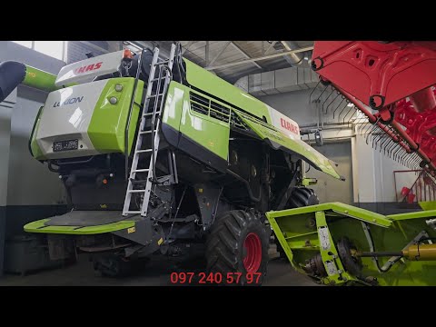 Видео: Claas Lexion 760 - детально розглядаємо