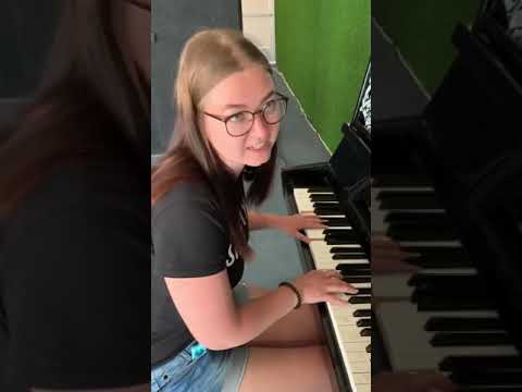 Видео: Родственники плачут мне ведь 23! Ни ногой, ни рукой - Nodahsa