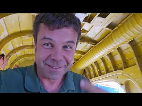 Видео: Запуск самолёта в 4 руки!