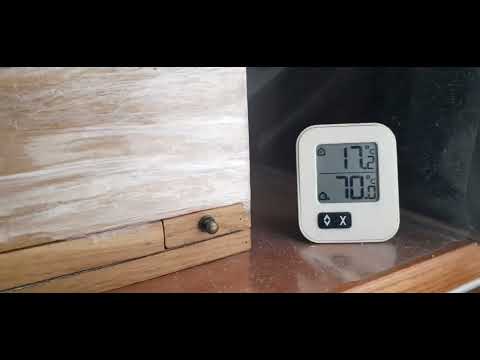 Видео: Содержание канареек.