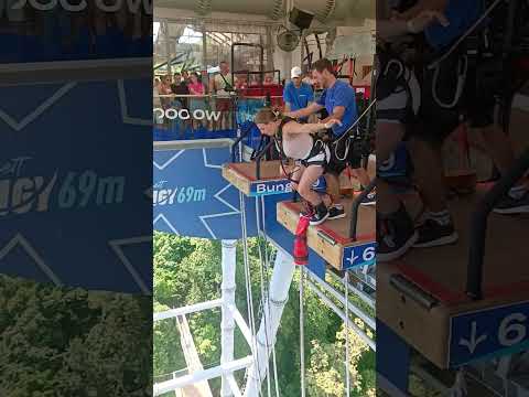 Видео: Прыжок Bungy 69, Skypark, Сочи. Замедленная съемка