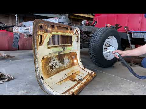 Видео: Удаление ржавчины с деталей автомобиля с помощью лазерной очистительной машины BLC-2000 от ZAC Laser