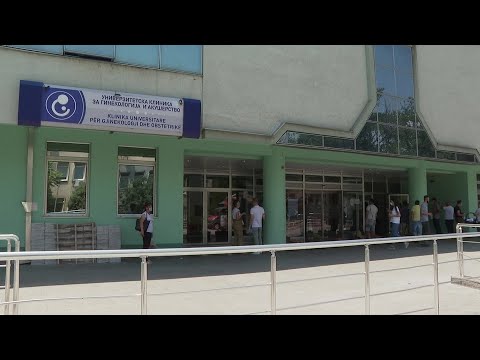 Видео: Погребана 40-годишната родилка која синоќа почина на ГАК, а ден претходно и нејзиното бебе