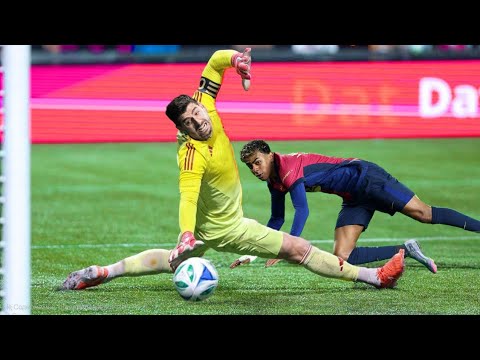 Видео: Героические выступления вратарей в футболе