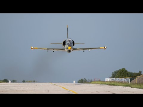 Видео: Дом Криле Светиня - 12та Авиобаза Долна Митрополия