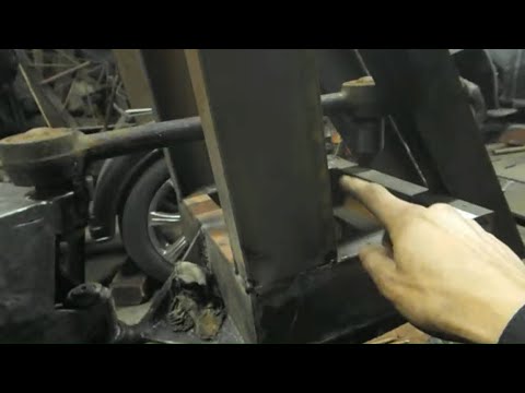 Видео: #92 Самодельный погрузчик /Стойка,стрела,ступицы.
