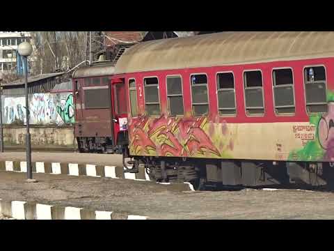 Видео: БВ 7624(София-Видин) пристига и заминава от гара София Север, а БВ 7623(Видин-София) заминава от нея