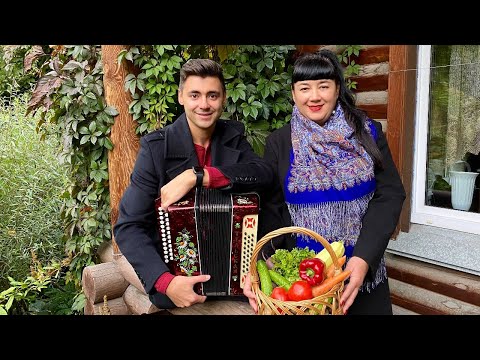 Видео: Наступила осень, собран урожай - на балконе песни дружно запевай! #23