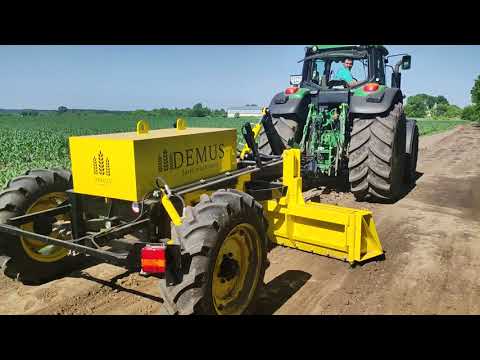 Видео: Грейдер причіпний DEMUS GT300 запуск в роботу з John Deere 6195M