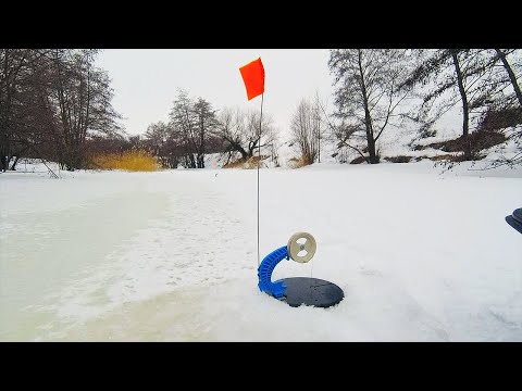 Видео: КЛЁВ ЩУКИ В МАРТЕ! РЫБАЛКА НА ЖЕРЛИЦЫ В МАРТЕ! Рыбалка на речке 2024 | Рыбалка 2024