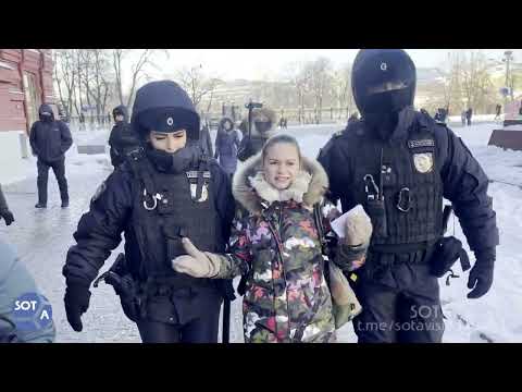 Видео: Жен мобилизованных не смогли задержать на Красной площади в Москве