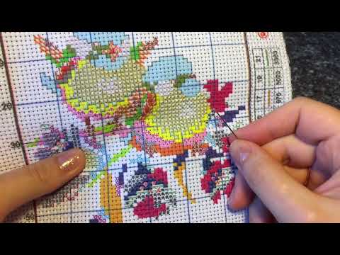 Видео: 125. Мой способ вышивки в два прокола на руках.  My way of stitching in hand.