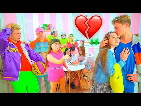 Видео: Дијана и Смајл – КРАЈ ВЕЗЕ 😱 Да ли ће љубав издржати искушење? 💔 КРАЈ ПОПУЛАРНОСТИ CHEERLEADERКИ?