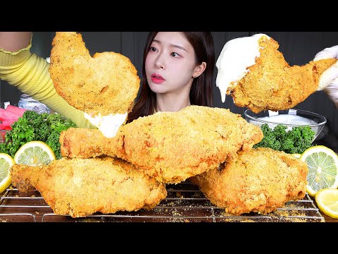 Видео: ASMR MUKBANG | Домашняя хрустящая жареная курица🍗 Жареные куриные бедра с сыром 💛