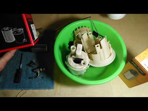 Видео: Замена топливного фильтра,топливного насоса Nissan  X- Trail Т 30