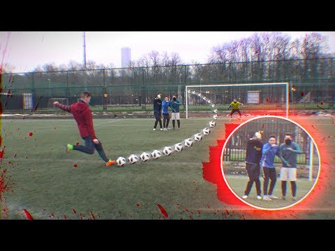 Видео: FREE KICK CHALLENGE - УМНЫМ МЯЧОМ (feat Evoneon/ Лакер / Romaroy)