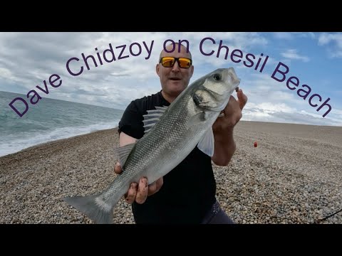 Видео: Как справиться с пляжем Чесил с бывшим игроком международного класса Дэйвом Чидзой