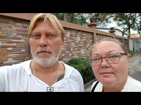 Видео: Паттайя! Шли в Дыру, попали в Солому!) Кафе Kwan.