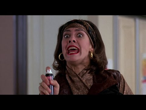 Видео: Дядюшка Бак 1989 г. (Боевая соседка)