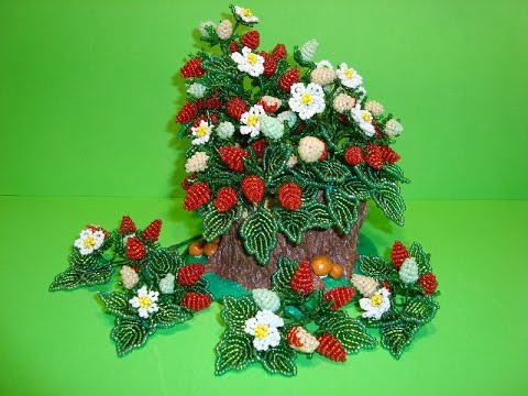 Видео: Земляника из бисера.  // Часть 7/8. // Сборка. Магнит «Землянички». // Strawberries from beads.